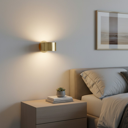 Moderne Wandleuchte aus Metall mit energiesparender LED-Technik Weiss
