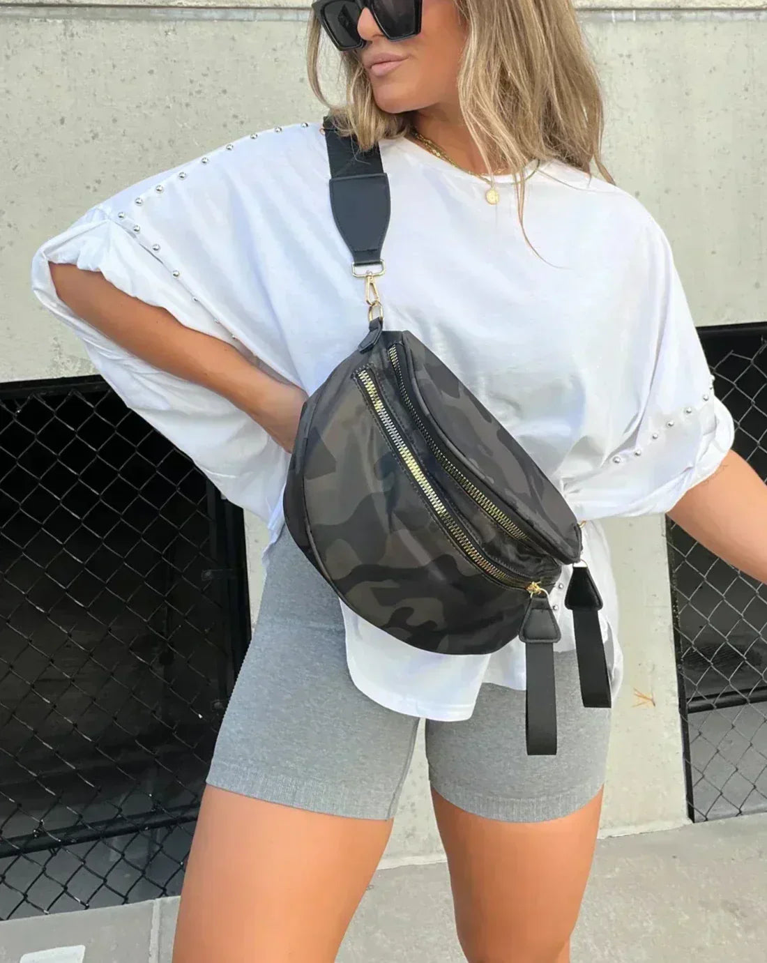 Norvielle Damen Oversized Nieten T-Shirt