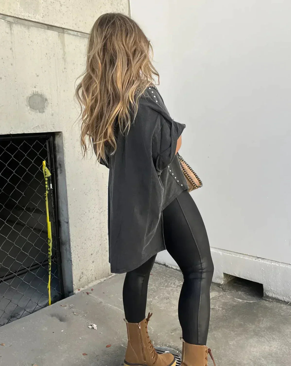 Norvielle Damen Oversized Nieten T-Shirt