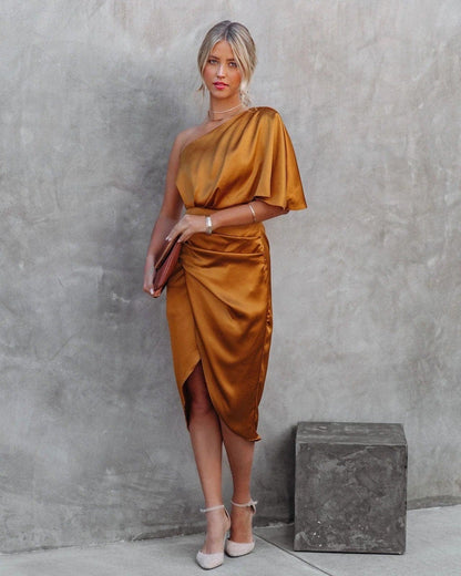 Wilhelmina Damen Elegantes Satinkleid One Shoulder Drapierung