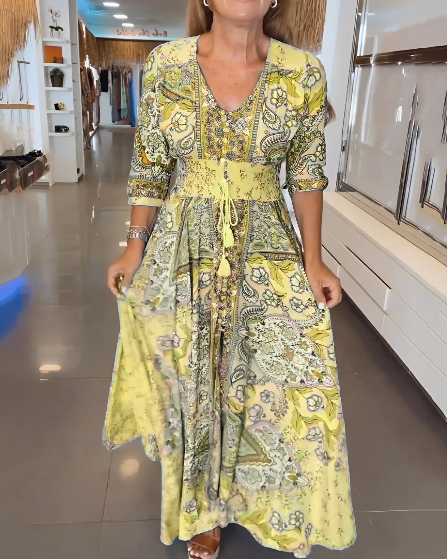 Damenkleid V-Ausschnitt Jasmin-Print Elegantes