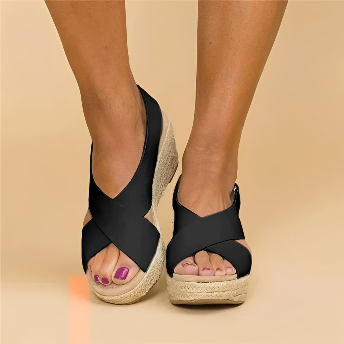 Damen Sandalen Mit Gekreuzten Riemen Stilvoll