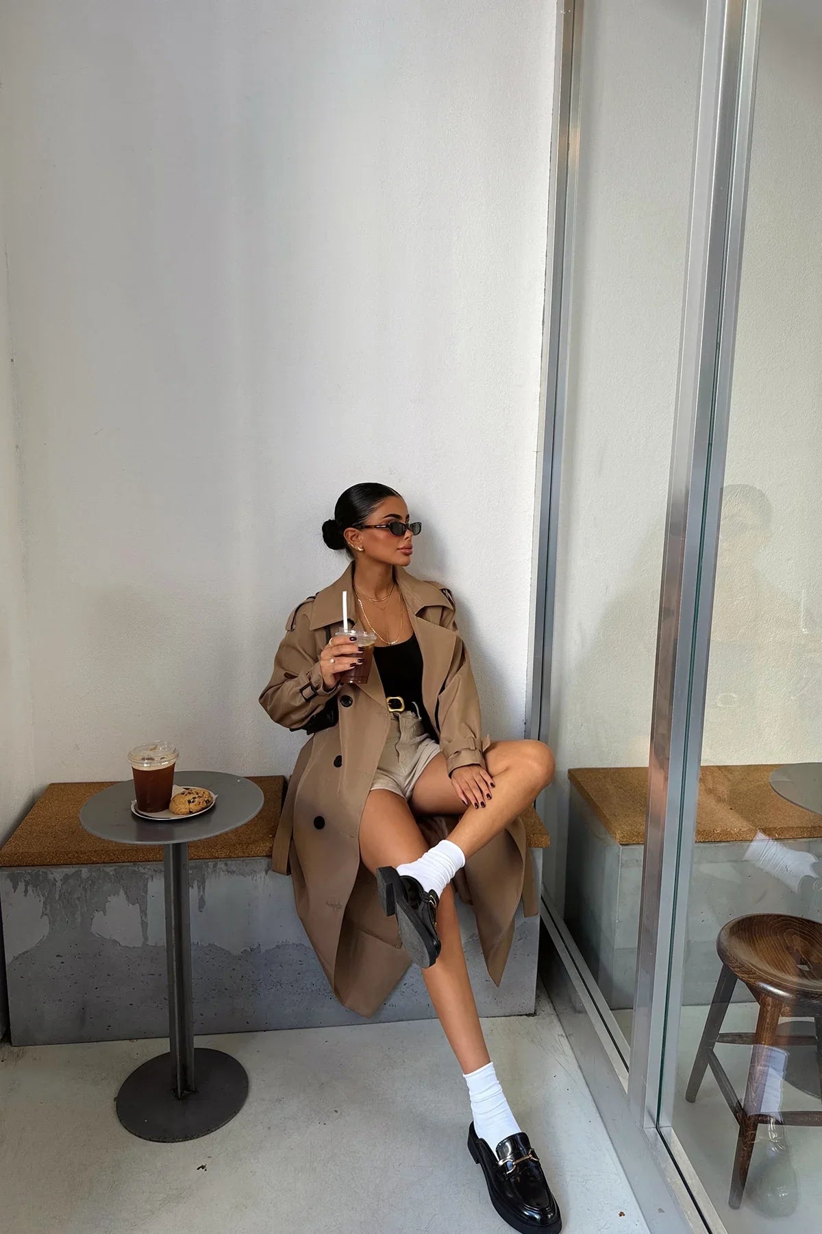 Damen Trenchcoat Braun Elegantes Design - Norvielle