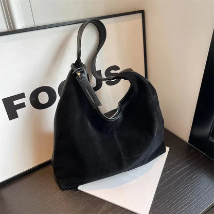 Mela Damen Wildlederhandtasche Alltag