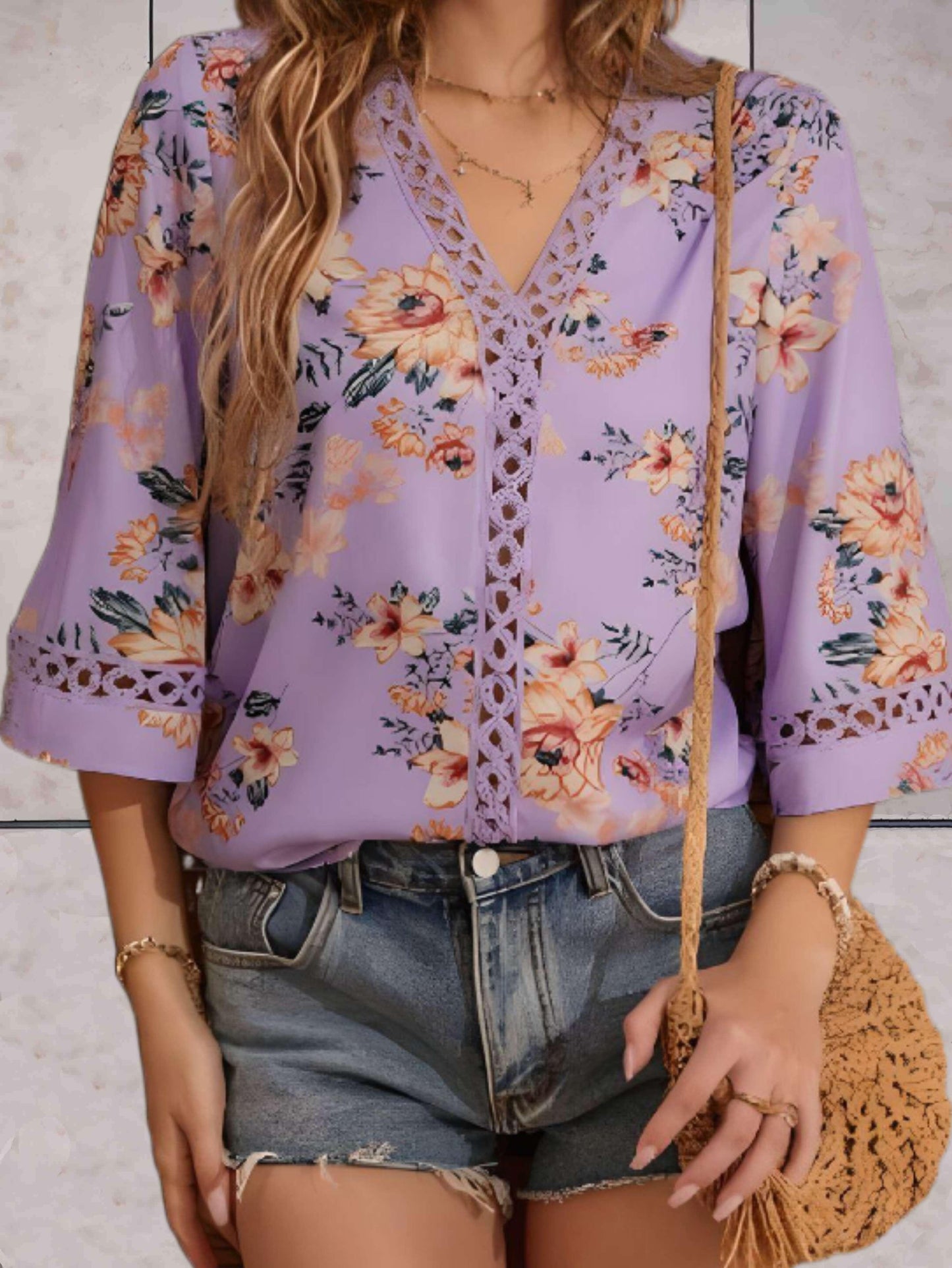Damen Sommerbluse V-Ausschnitt Spitzen-Details Blume