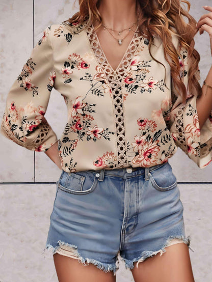 Damen Sommerbluse V-Ausschnitt Spitzen-Details Blume