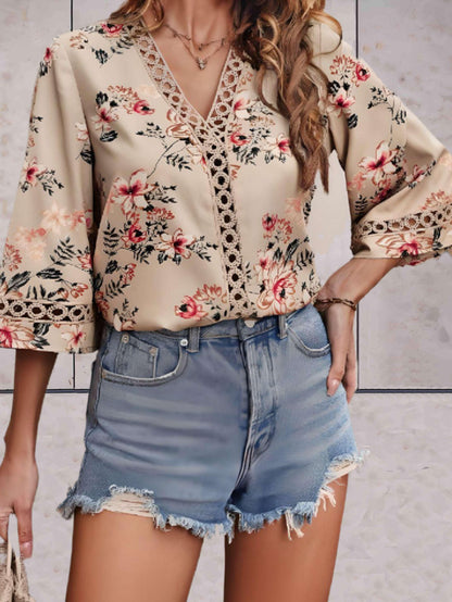 Damen Sommerbluse V-Ausschnitt Spitzen-Details Blume