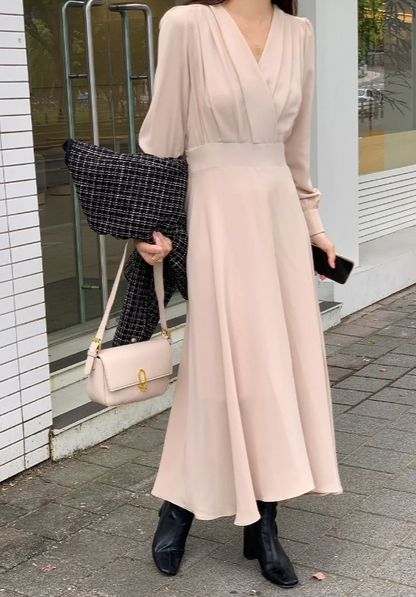 Elegantes Damenkleid mit Puffärmeln V-Ausschnitt A-Linie