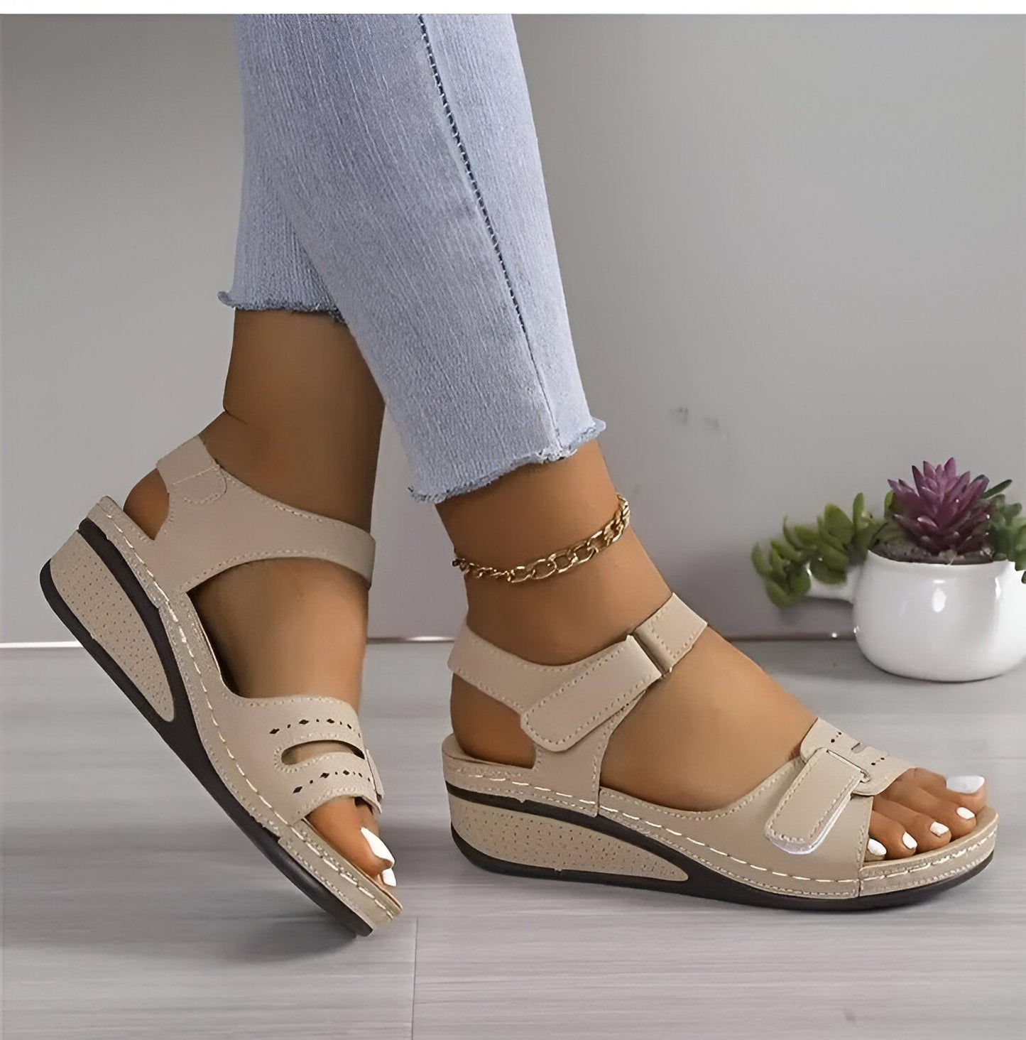 Norvielle Damen Keilsandalen Weich