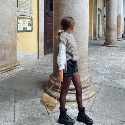 Damen Kunstleder Shorts Elegant Zierleisten