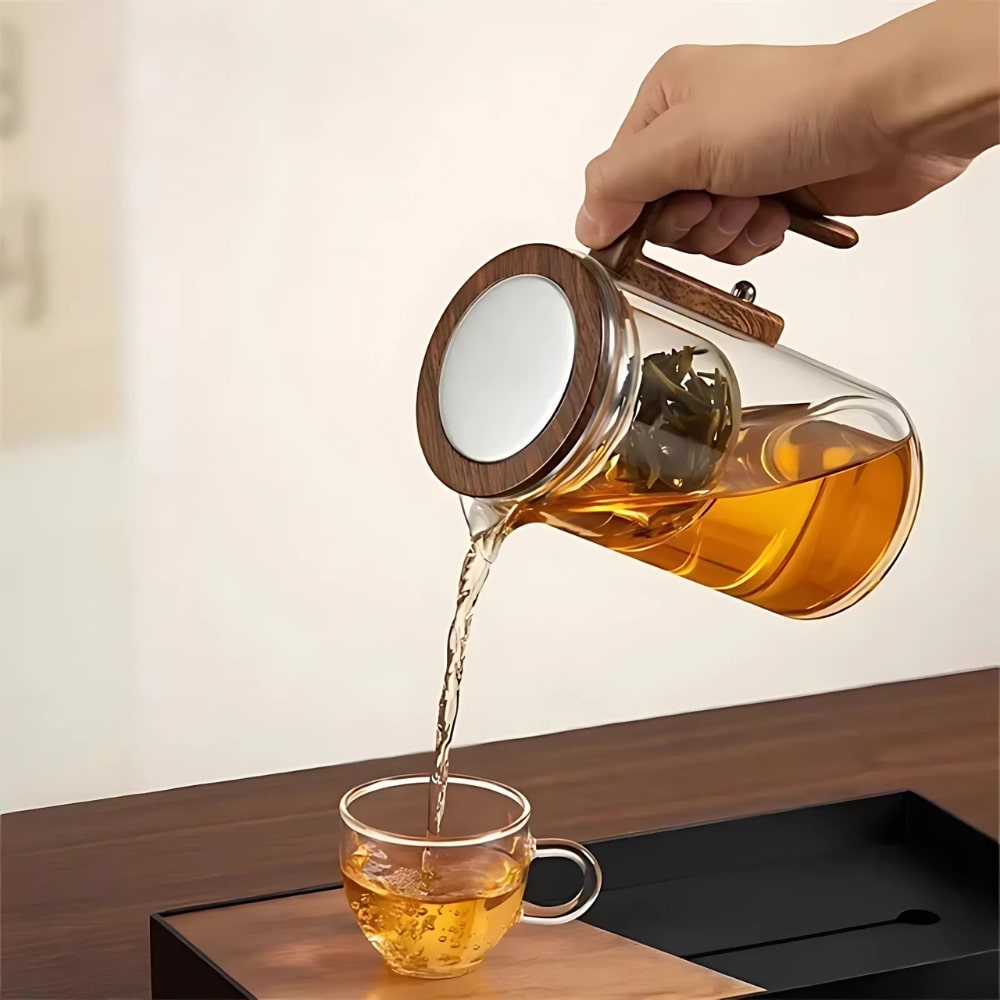 Glas Teekanne mit Sieb