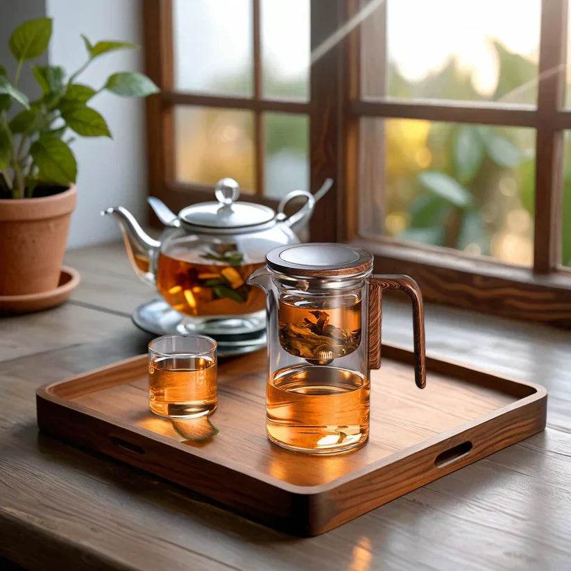 Glas Teekanne mit Sieb