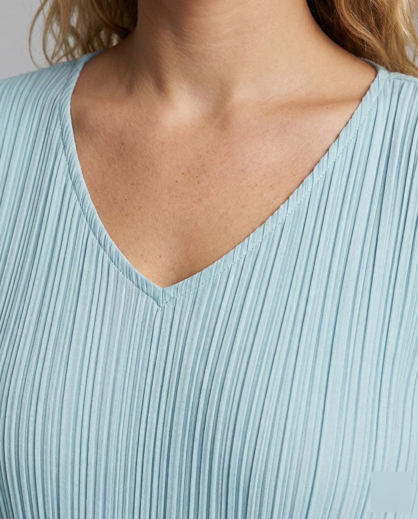 Product 15527656882506 - close_up_detail