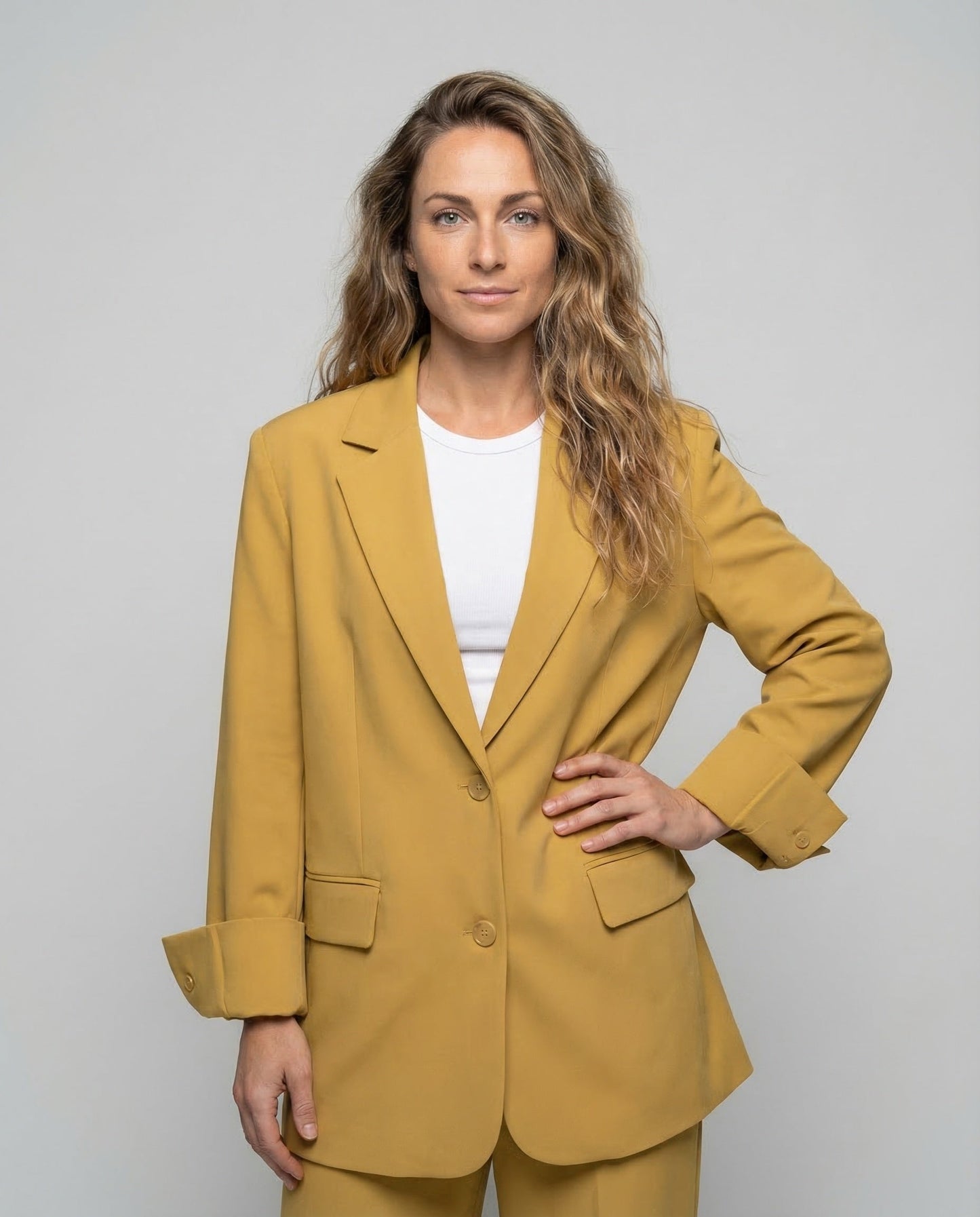 Damen Blazer Anzug mit Bundfaltenhose - Norvielle