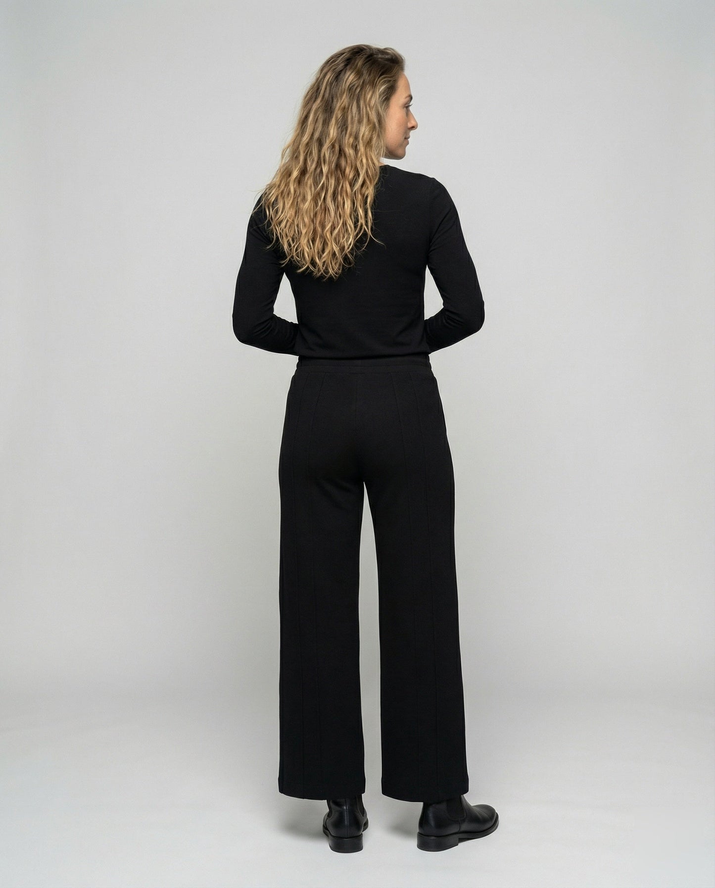 Product 15552455508298 - back_view