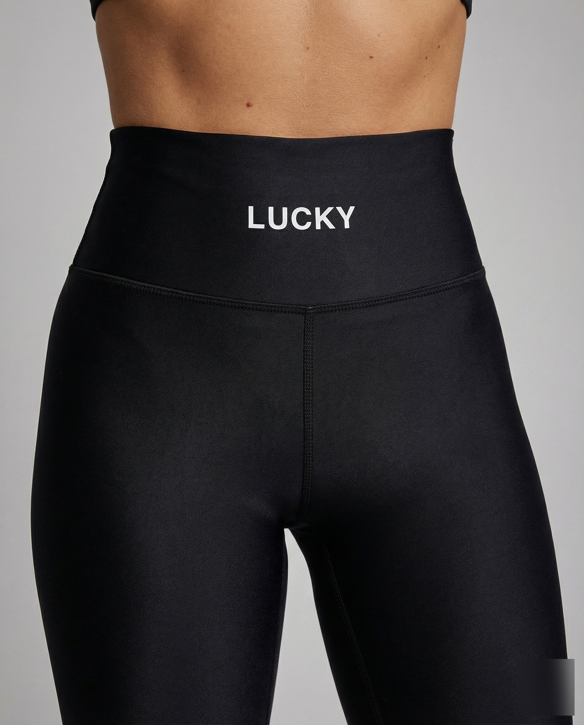 Product 15552463208778 - close_up_detail