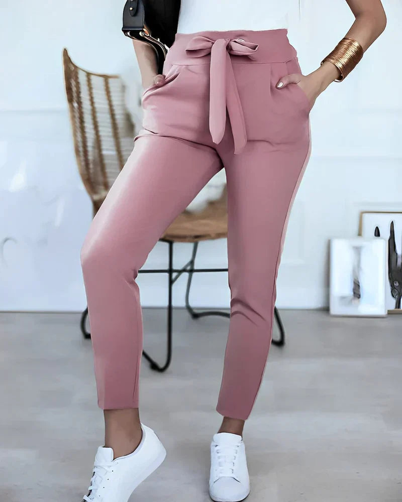 Damen Slim Fit Stoffhose mit Bindegürtel Elegant