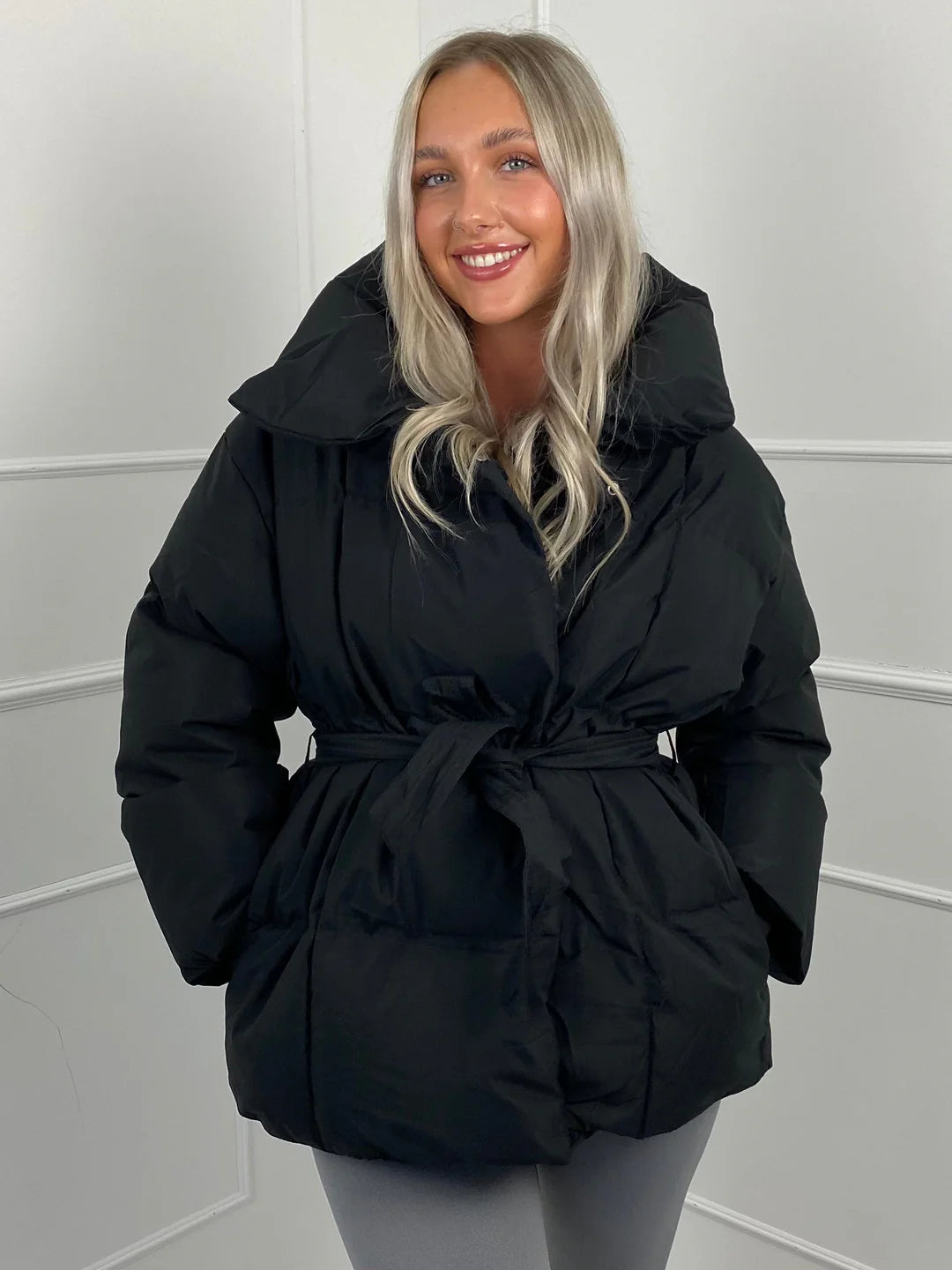 Damen Winter-Steppmantel mit Gürtel