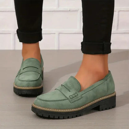 Zeitlose Damen Wildleder Slipper