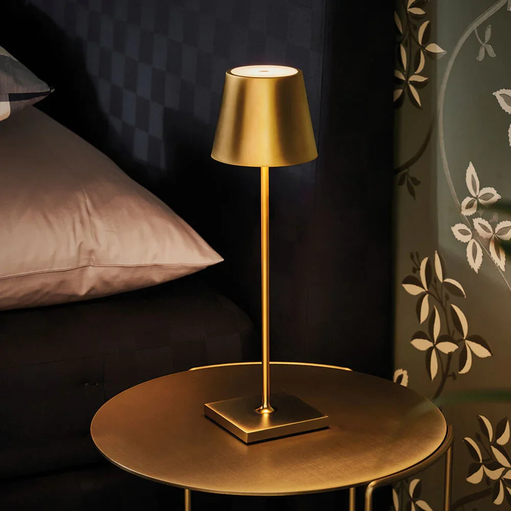 LED Tischlampe Mit USB Ladeanschluss