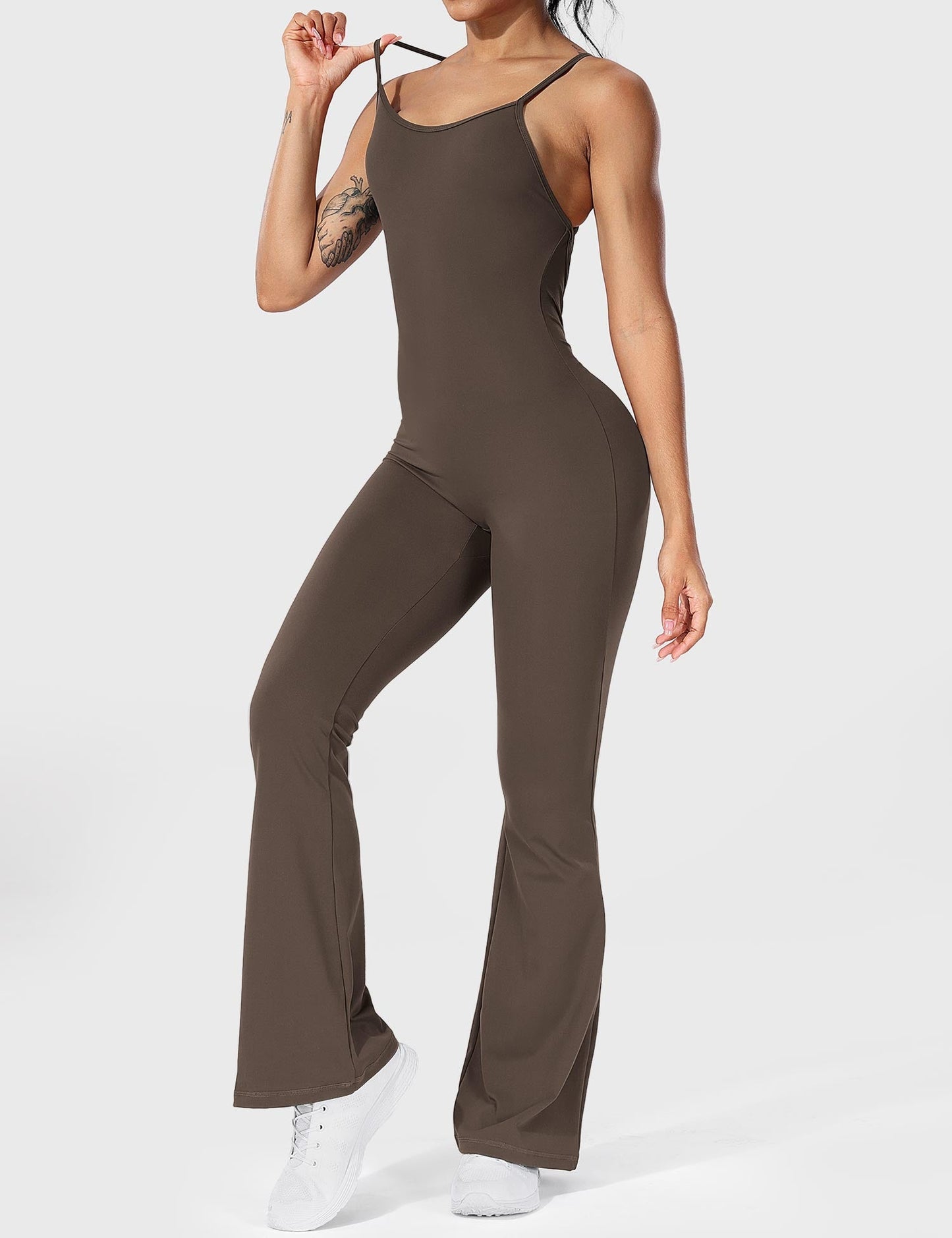 Serafina Damen Flare Jumpsuit Rückenfrei Verstellbare Träger